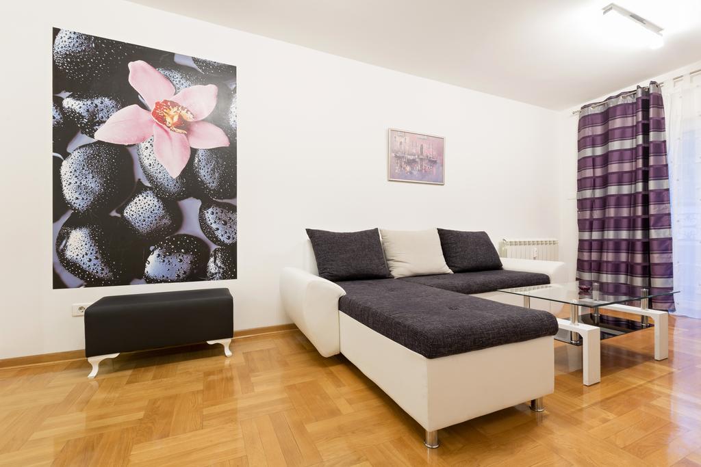 Prima Apartmani Beograd Kamer foto