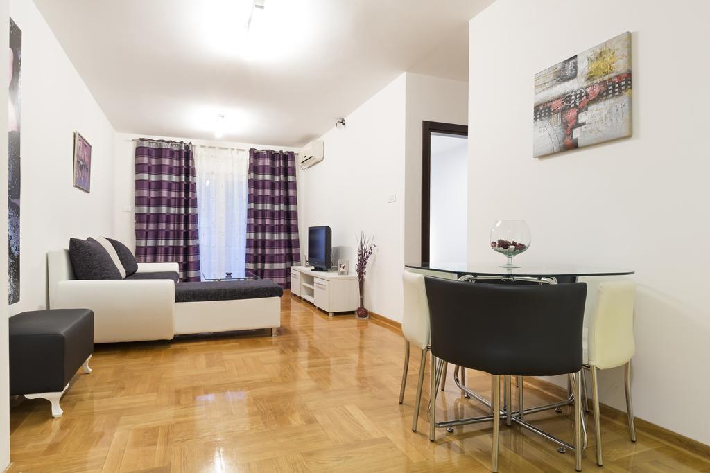 Prima Apartmani Beograd Kamer foto