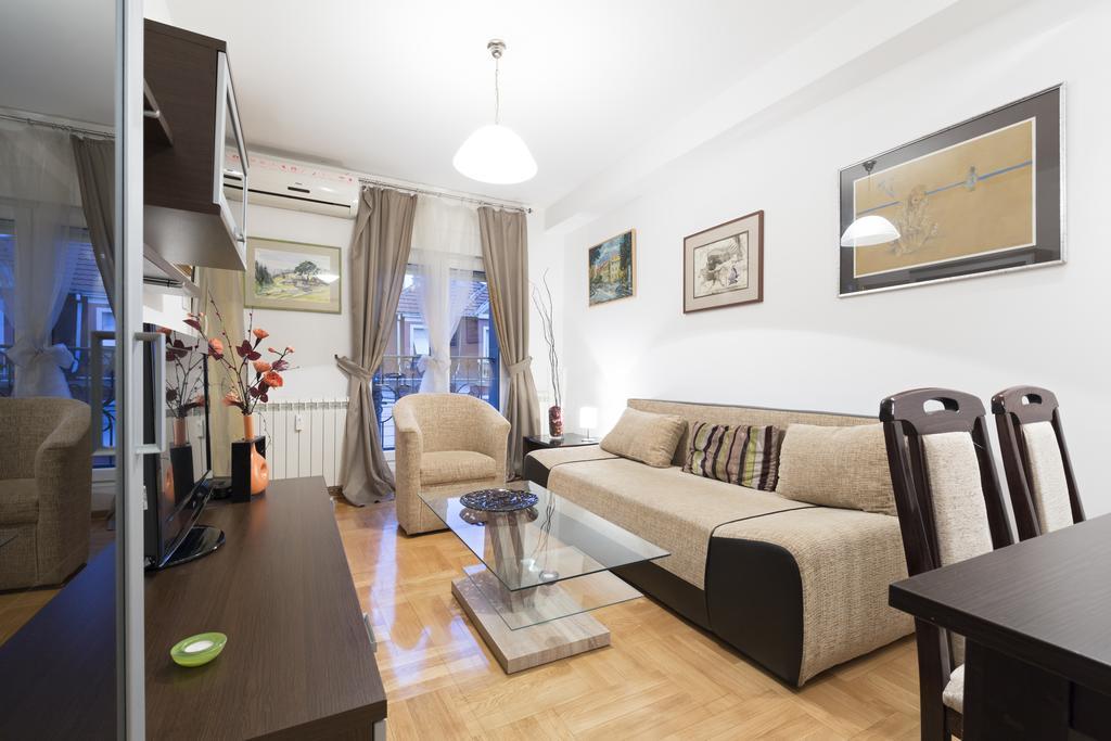 Prima Apartmani Beograd Buitenkant foto
