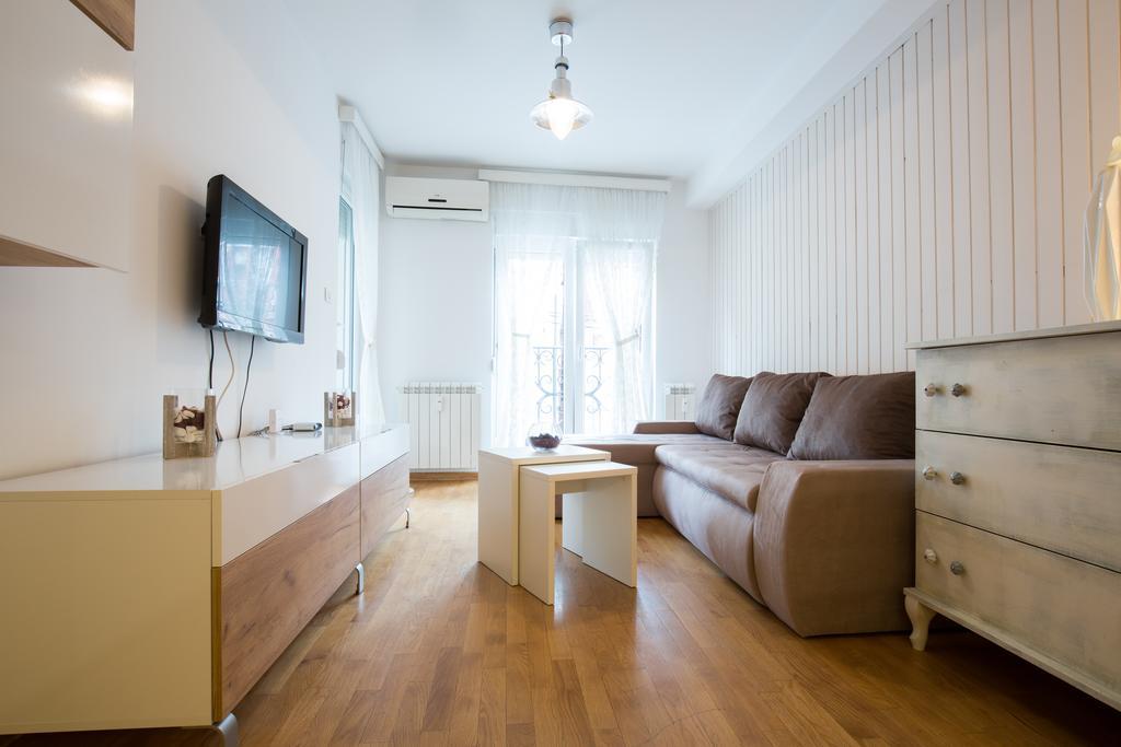 Prima Apartmani Beograd Buitenkant foto
